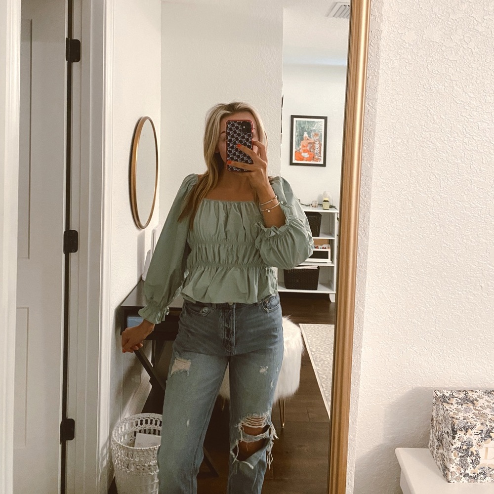 ZARA BLOUSE- beautiful sea foam colored top!